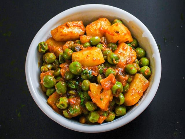 Aloo  Mattar.
