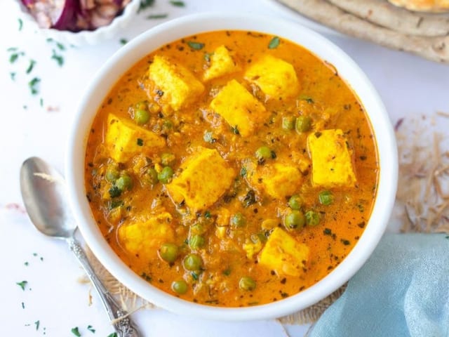 37. Mattar Paneer.
