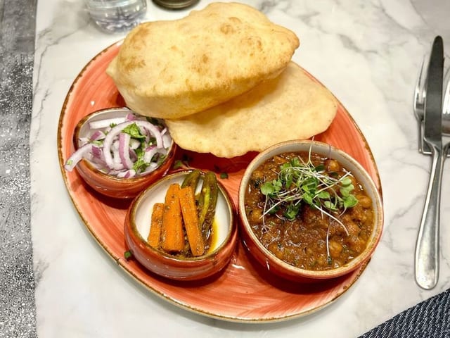 12. Chana Bhatura King Size (2).
